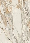 bookmatching 01 -White and beige marble texture with natural, flowing vein patterns.